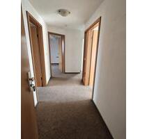 Helle, freundliche DG-Wohnung - 750,00&nbsp;EUR Kaltmiete, ca.&nbsp; 72,00&nbsp;m&sup2; in Traunreut (PLZ: 83301) Irsing