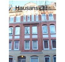 Eigentumswohnung klein aber fein, Balkon Dielen EBK u. Bad neu - Molfsee