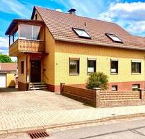 Attraktives 2-Familienhaus in ruhiger Lage mit Wellnessbereich - Gieboldehausen