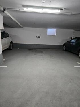Foto - 'GROßER' TIEFGARAGENSTELLPLATZ - 95,00&nbsp;EUR Miete,