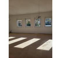 helle Büroräume, modernes Büro, Bürofläche zu vermieten! - Oberderdingen