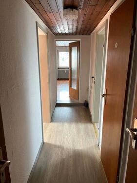 Foto - ZU VERMIETEN DGW 3 ZIMMER 65gm als WG für 2 Personen geignet