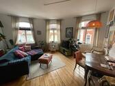 Foto - Sanierte Gründerzeitwohnung mit Dielen & Balkon - zentrale Lage
