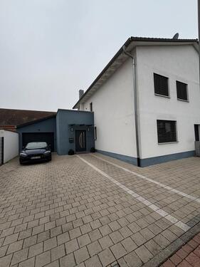 Foto - Moderne Doppelhaushälfte mit hochwertiger Ausstattung in Breisach