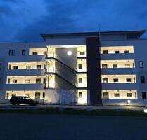 Schöne moderne 2-Zi-WHG mit Terasse Neubau SR Süd Toplage - Straubing