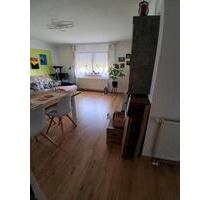 3 Raum Wohnung ruhige Lage - 630,00&nbsp;EUR Kaltmiete, ca.&nbsp; 82,00&nbsp;m&sup2; in Geithain (PLZ: 04643)