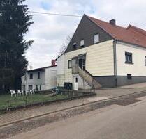 2 Häuser,4 Garagen in Hüttigweiler auf 1028 qm Grundstück - Sankt Wendel