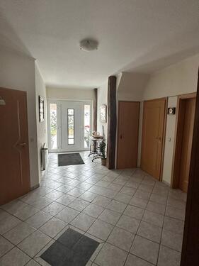 Foto - Geräumige 4-Zimmer-Wohnung mit Balkon und Garten in Gehrde!