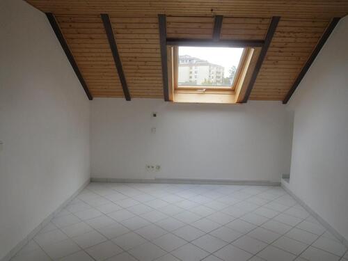 Foto - 1 Zimmer Dachgeschoßwohnung in Rödermark