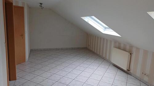 Foto - 2 Zimmer Dachgeschoßwohnung zur Miete in Wertheim