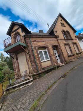 Foto - Haus zum Verkauf - 135.000,00&nbsp;EUR Kaufpreis, ca.&nbsp; 238,00&nbsp;m&sup2;