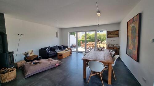 Foto - 7 Zimmer Einfamilienhaus zur Miete in Friedrichsdorf