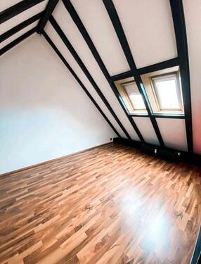 Foto - 3,5 Zimmer Wohnung - 1.250,00&nbsp;EUR Kaltmiete, ca.&nbsp; 84,00&nbsp;m&sup2;