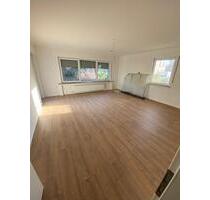 Moderne, hochwertig sanierte Wohnung im 1. OG mit zwei Balkonen - Herford