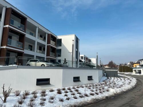 Foto - Große 2 Zimmer Wohnung, Neubau mit toller Loggia und Ausblick
