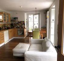 Besondere Terrassenwohnung im Grünen - auf Zeit - Osburg