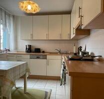 WG, möblierte 3,5-Zimmer-Wohnung mit Balkon im Nordzentrum - Berlin Reinickendorf