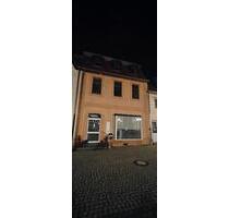 Haus im Stadtzentrum - 104.000,00&nbsp;EUR Kaufpreis, ca.&nbsp; 120,00&nbsp;m&sup2; in Calbe (Saale) (PLZ: 39240)