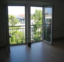 Vermiete ruhige DG Studentenwohnung in Leipzig-Connewitz