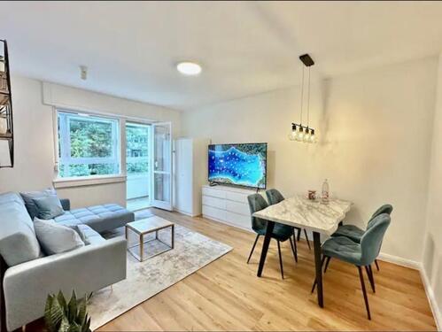 Foto - Möblierte 2-Zi-Wohnung FFM-Bockenheim: Wintergarten, Garten & Vol