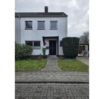 Doppelhaushälfte in Meerbusch Osterath mit Einzelgarage & Carport - Köln Ehrenfeld