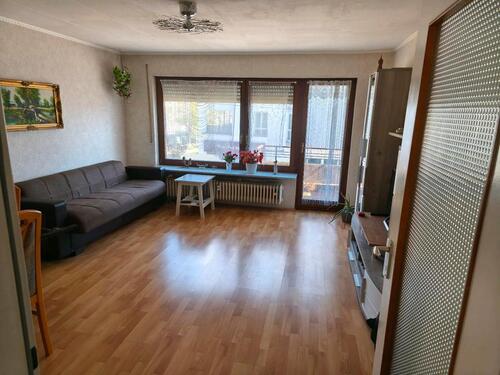 Foto - Zwei Zimmer Wohnung mit Auto Abstellplatz.