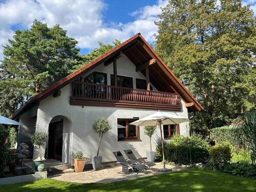 Foto - Modernes Einfamilienhaus auf Traumgrundstück in Biesdorf