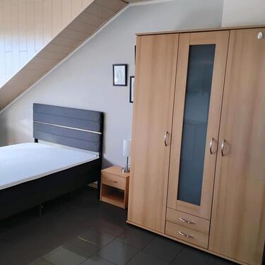 Foto - 1 Zimmer Dachgeschoßwohnung zur Miete in Regenstauf