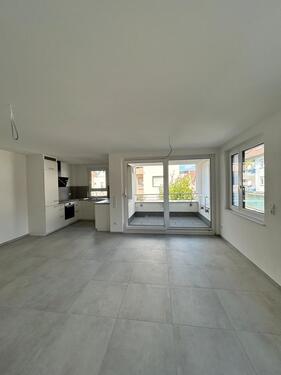 Foto - Neuwertige 3-Zimmer-Wohnung im 1.OG mit Balkon in Bernhausen