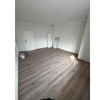 Sanierter Erstbezug: 3-Zimmer Reihenendhaus mit Garten - Wesselburen