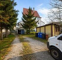 Privatverkauf Zweifamilienhaus mit Garten Garage und Büro - Ichenhausen
