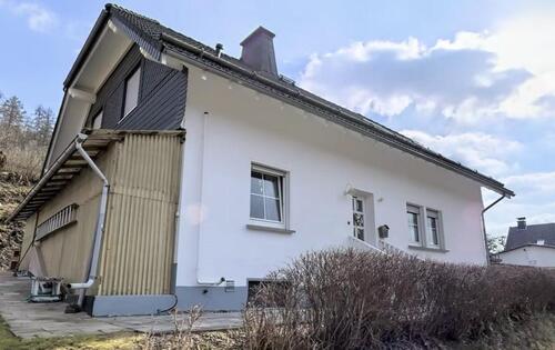 Foto - Einfamilienhaus in Wetter (Hessen)