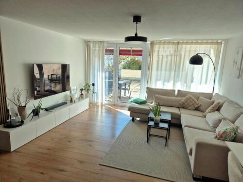 Foto - Sonnige, möblierte 2,5 ZW, mit 80m2 Terrasse in Leonberg Eltingen