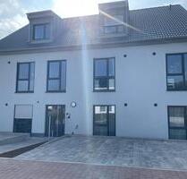 Neubau Energieeffiz. 3 Zi Wg mit TOP Ausstattung opt. m. Küche! - Geiselwind