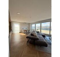 3-Zimmer-Penthousewohnung mit EBK, Stellplatz und tollem Ausblick - Mosbach