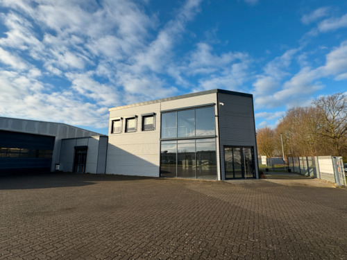 Foto - Büro- und Geschäftsgebäude mit idealen Voraussetzungen für erfolgreiche Geschäftstätigkeiten !