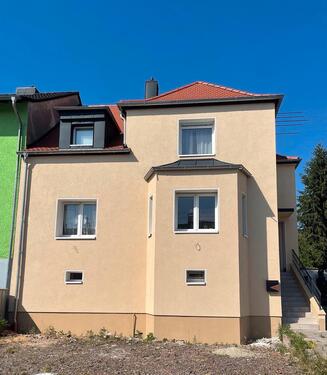 Foto - Modernisiertes Einfamilienhaus mit großzügigem Grundstück