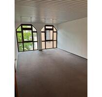 87m²Büroräume 3 Zimmer+Teeküche+WC im Zentrum S-Vaihingen,2.Stock - Stuttgart