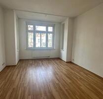 3-Raum-Wohnung mit Balkon & EBK an der Kurallee - Halle (Saale) Am Wasserturm/Thaerviertel