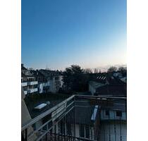 2,5 Zimmer Wohnung Altbau *neu renoviert* in Essen-Rüttenscheid