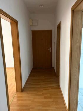 Foto - 3-Raum-Wohnung im EG eines ruhigen MFH. Sofort Bezugsfertig