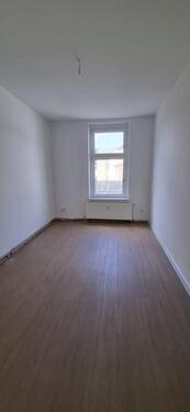 Foto - renovierte 3-Zimmerwohnung - 876,00&nbsp;EUR Kaltmiete, ca.&nbsp; 73,00&nbsp;m&sup2;