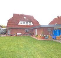 Wunderschönes Wohnhaus in Ganderkesee mit einem großem Grundstück