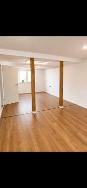 Foto - Top Sanierte 3 Zimmer Wohnung - 120.000,00&nbsp;EUR Kaufpreis, ca.&nbsp; 81,00&nbsp;m&sup2;