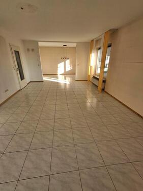 Foto - Mietwohnung 1.Stock mit Balkon - 1.050,00 EUR Kaltmiete, ca.  110,00 m²