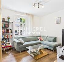 Sofort bezugsfreie, charmante 2-Zimmer-Altbauwohnung mit großer Terrasse - Pforzheim Weststadt