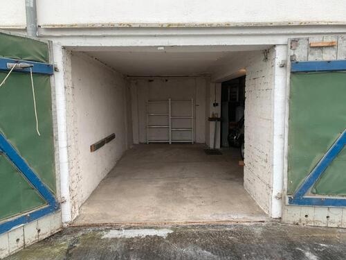 Foto - Garage aus einer Doppelbox - 2.000,00&nbsp;EUR Miete,
