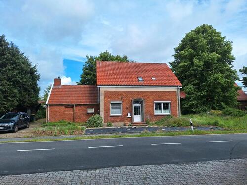 Foto - Einfamilienhaus - 135.000,00&nbsp;EUR Kaufpreis, ca.&nbsp; 150,00&nbsp;m&sup2;
