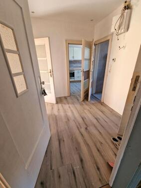 Foto - wenn Einzelzimmer neman, dann Miete ist 300 € pro Zimmer.