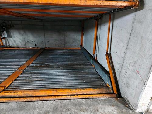 Foto - Tiefgaragenstellplatz an der Riehener Grenze.